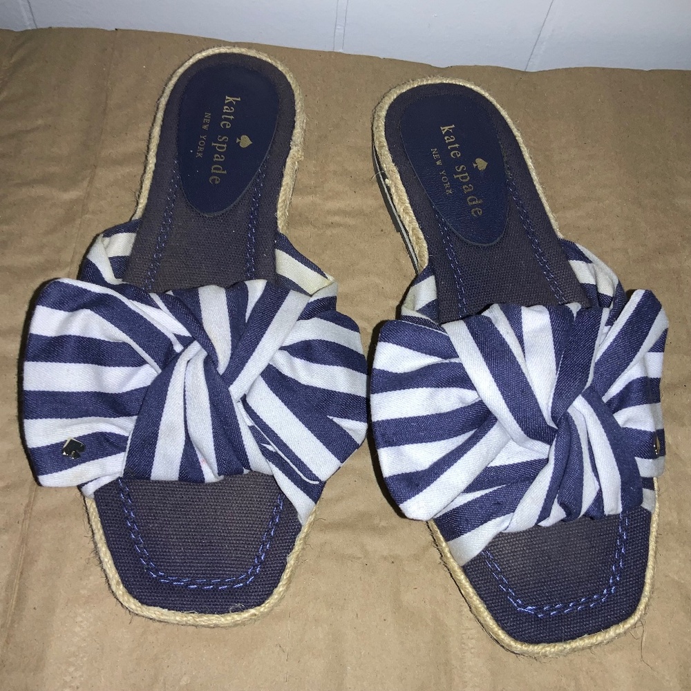 Kate Spade New York Caliana sandals Sz 6.5 blue white striped fabric bow